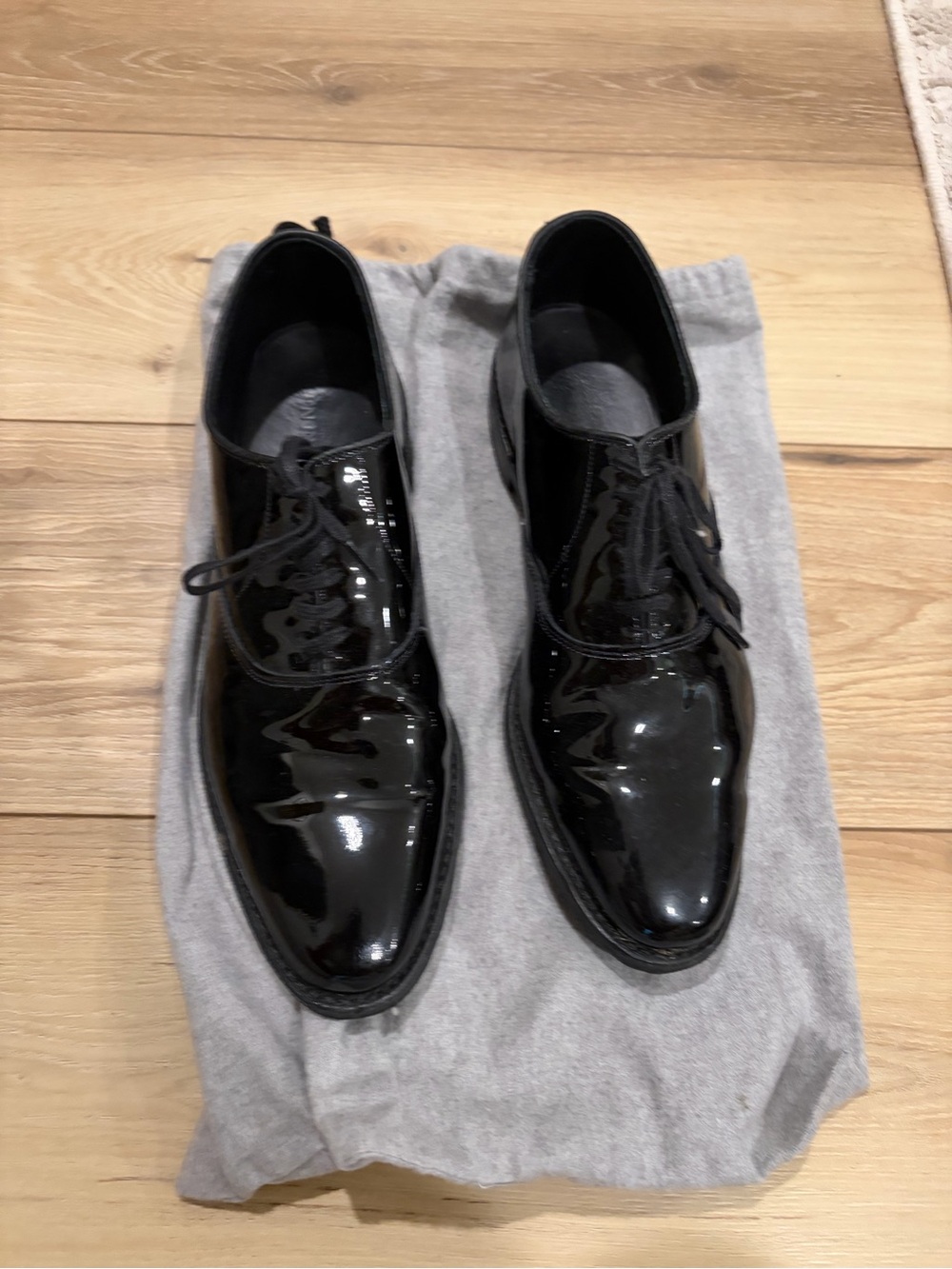 Allen Edmonds Carlyle Plain-toe Oxford Patent Leather